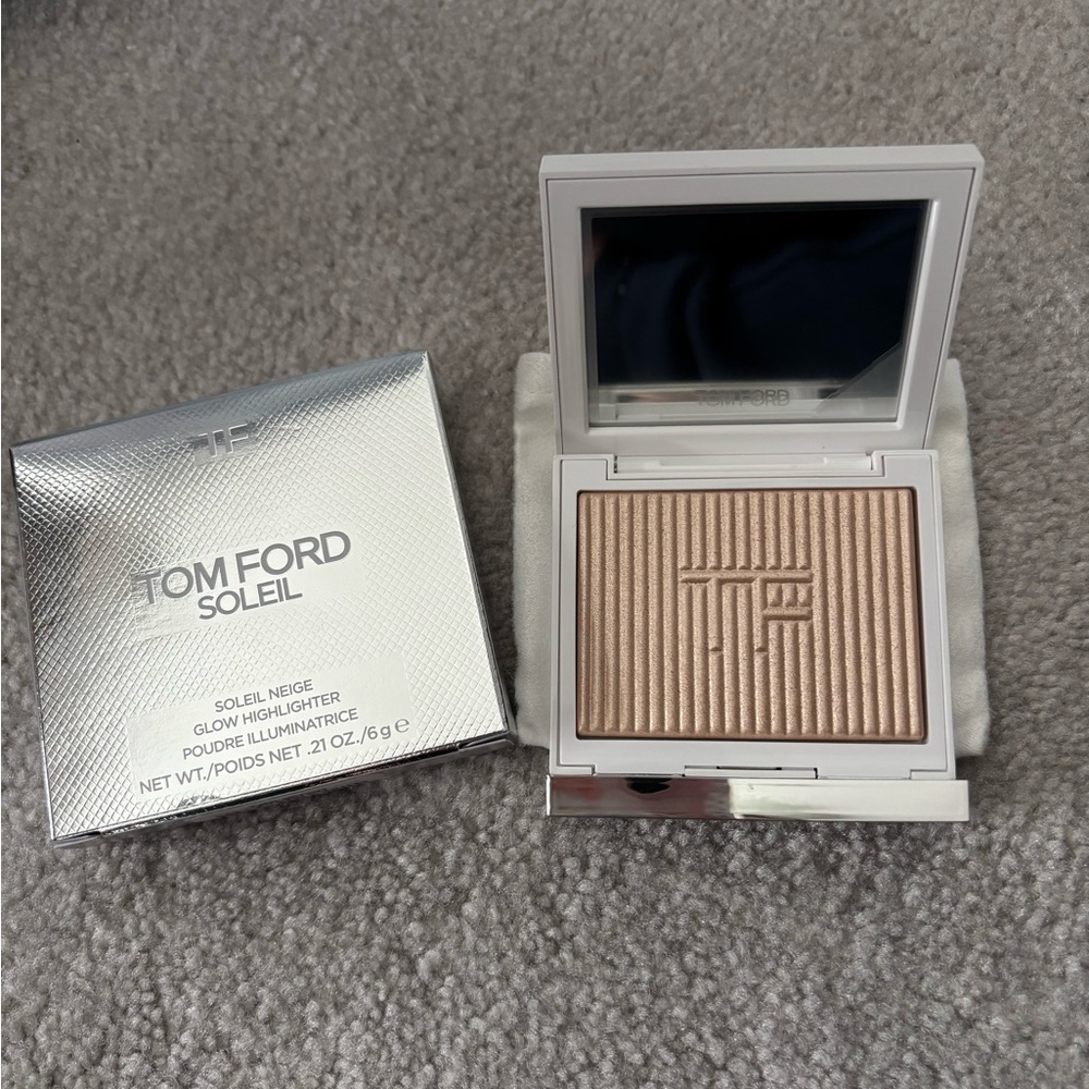 Tom Ford Soleil Neige glow highlighter 02 GRAN PARADIS
